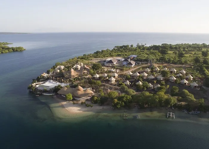 Resort Menjangan Dynasty 5*